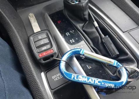 2019 Honda Civic Lx z USA, uszkodzony, nr VIN 19XFC2F60KE206034